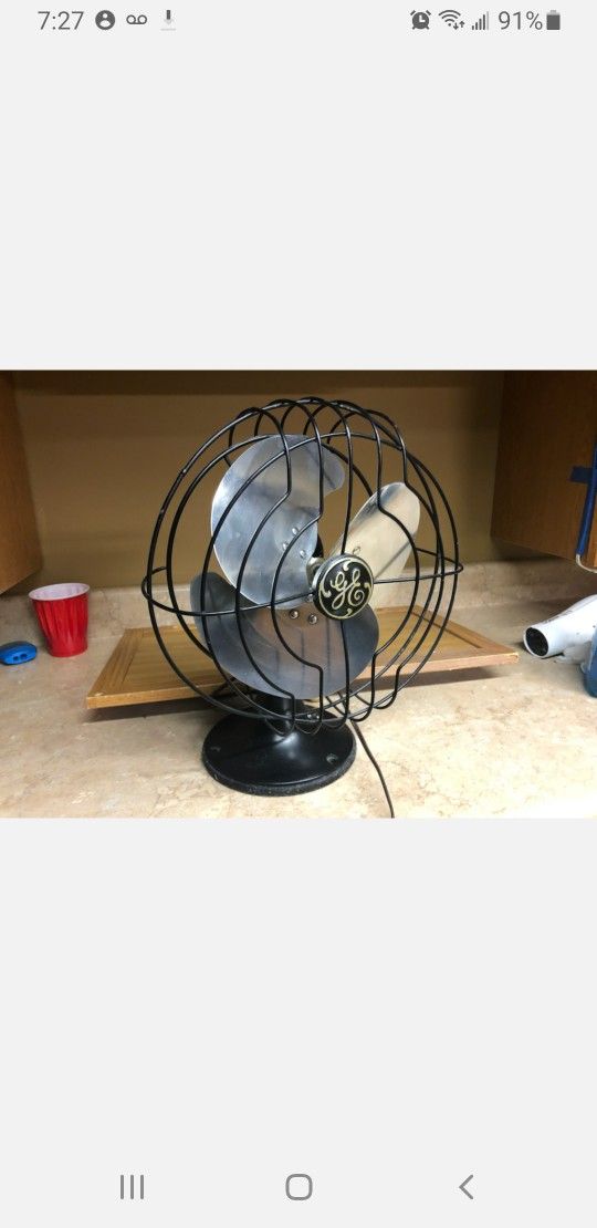 Antique General Electric Desk Fan