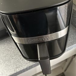 Gourmia air fryer 4qts