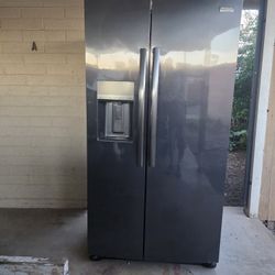 Refrigerator Frigidaire 