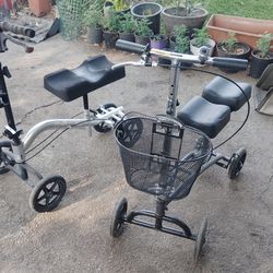 Mobile knee scooter