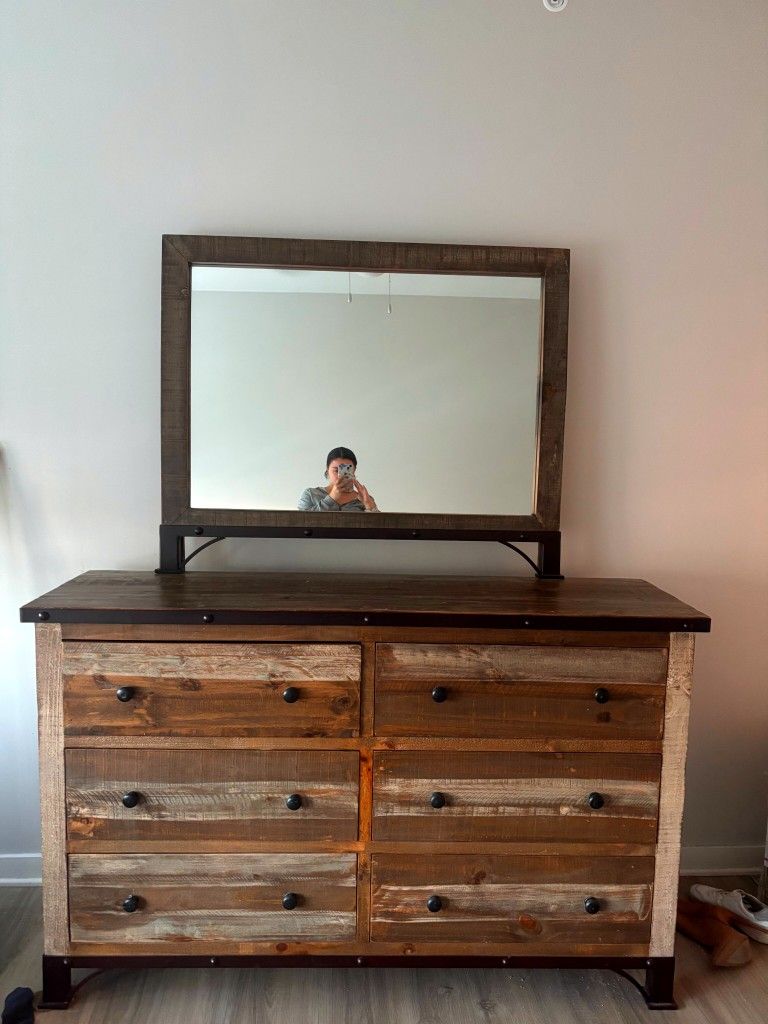 Bedroom Set Dresser, Stands, & Bedframe Brown Wood