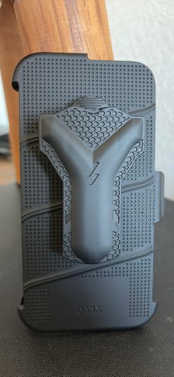 Brand New Zizo Bolt Holster for iPhone 17