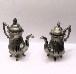 Antique Godinger Silver-Plated Miniature Teapot Salt & Pepper Shakers