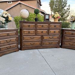 16 Drawer Wood Dresser Chest of Drawers and Nightstand Furniture Set Great Condition Originally $1,500