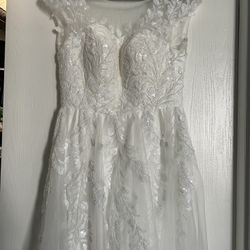 Brand New! Wedding Dress Size 2