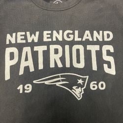 Men’s New England Patriots '47 Apparel Crew Dusted Sweatshirt - Size Medium