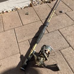 Lews 6’-6” Fishing Pile And Reel 