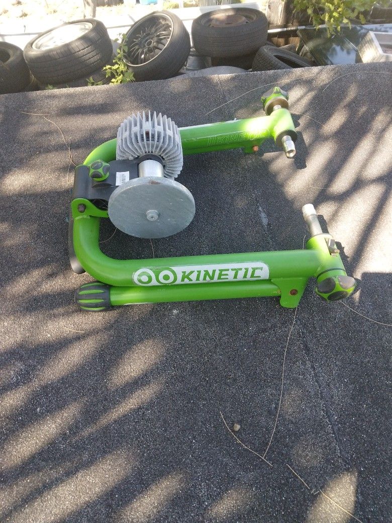 Kinetic Road Machine Smart Feel Trainer Use