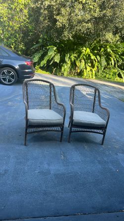Outdoor Wicker Chairs (2)
