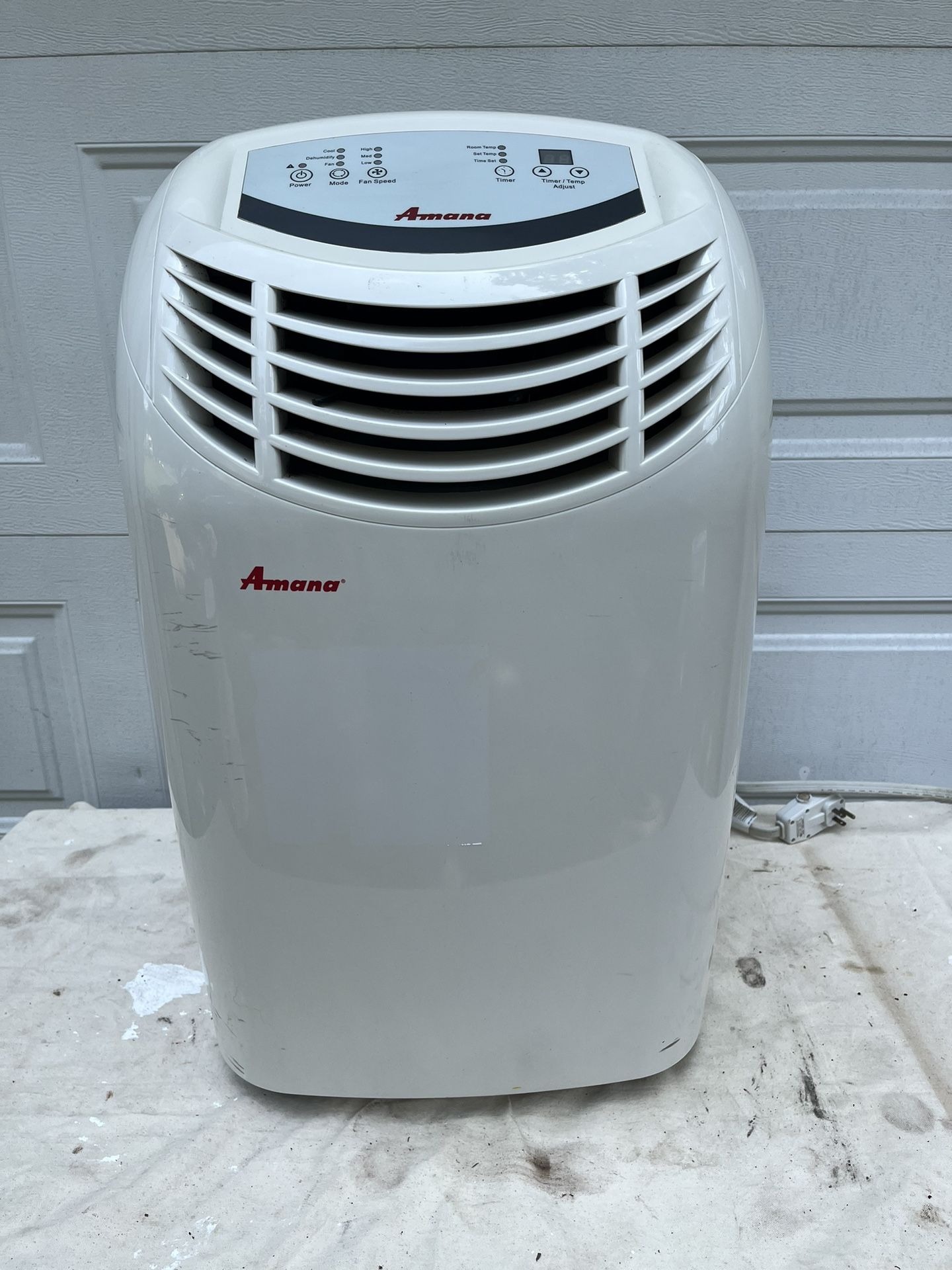 Amana 7,000 BTU Air Conditioning Unit 