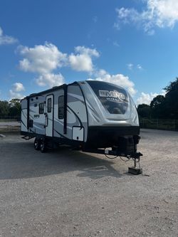 2018 cruiser RV MPG ultralight