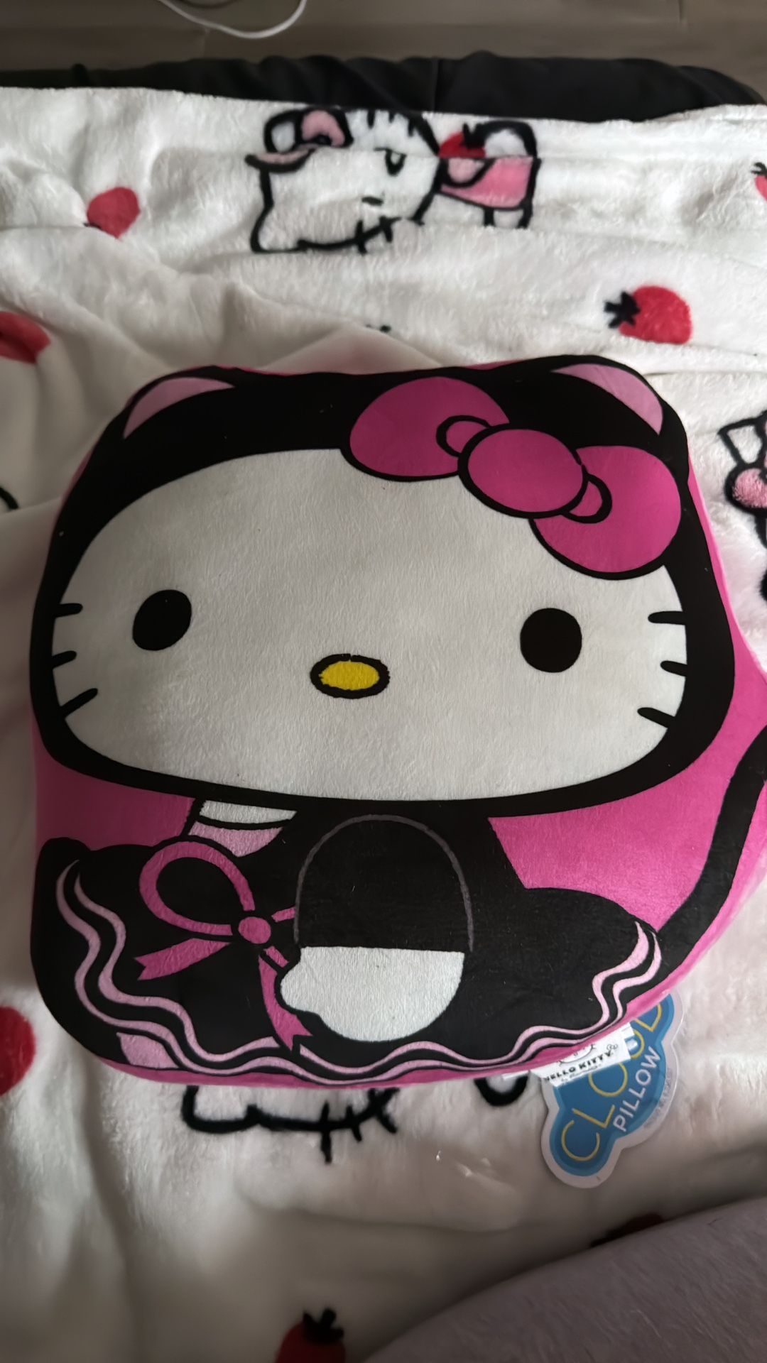 hello kitty halloween pillow