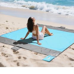 New in box! Extra Large Beach Blanket Sandproof Waterproof - 108"x85" for 7-8 Adults, Oversized Portable Beach Mat with Zipper Pockets, Lightweight Du