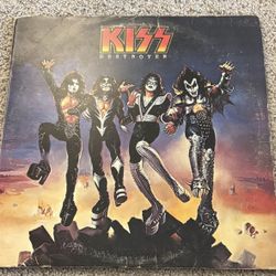 Destroyer Album By Kiss 