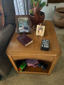 Oak Wood End Table with Lower Shelf