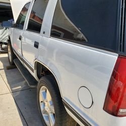 Chevy Obs /  Chevy Tahoe / Chevy Parts