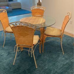 Glass dining set 4chairs and cushions 