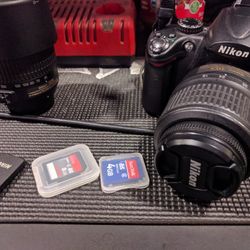 Nikon D5000 Camera