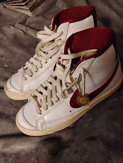 Women's Burgundy Jordans 