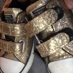 Girls Shoes Converse  Sz 7 $5