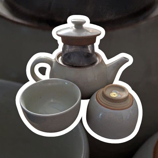 Japan Kotobuki Tea Pot Set