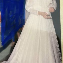 Vintage wedding dress Great Condition
