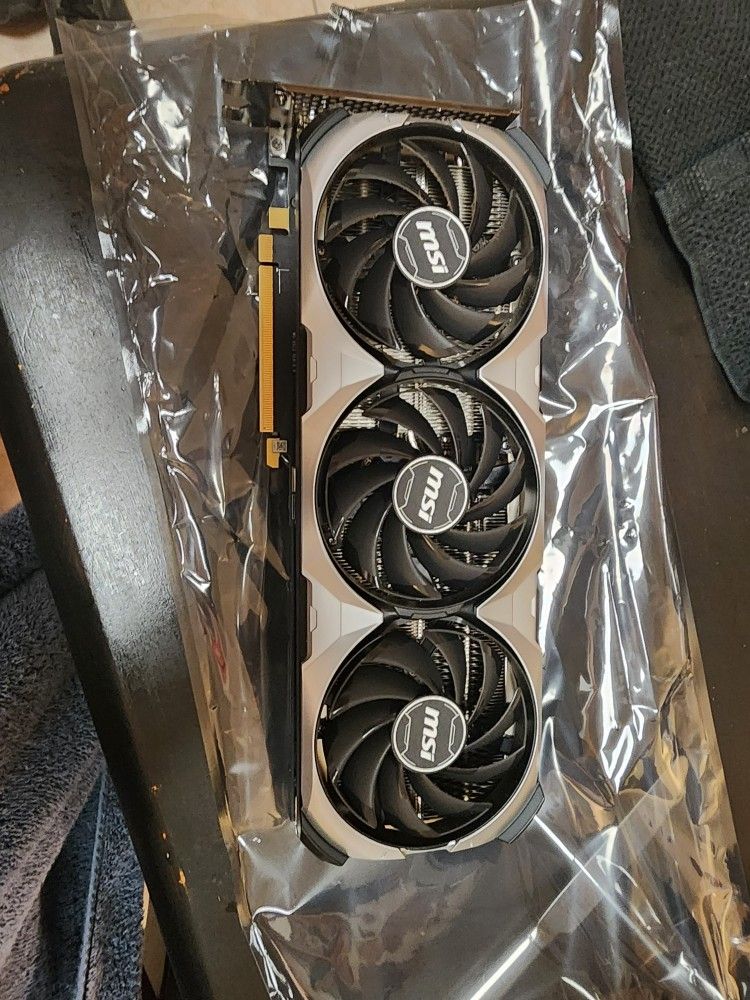 Used MSI GEFORCE 4070 VENTUS 3X 12G
