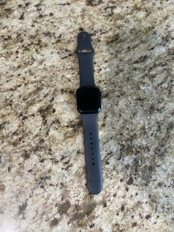 Apple Watch SE 2 (40mm) GPS + Cellular | 92% Battery Health | Charger Included