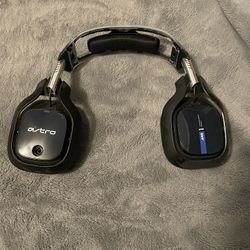 Astro A40