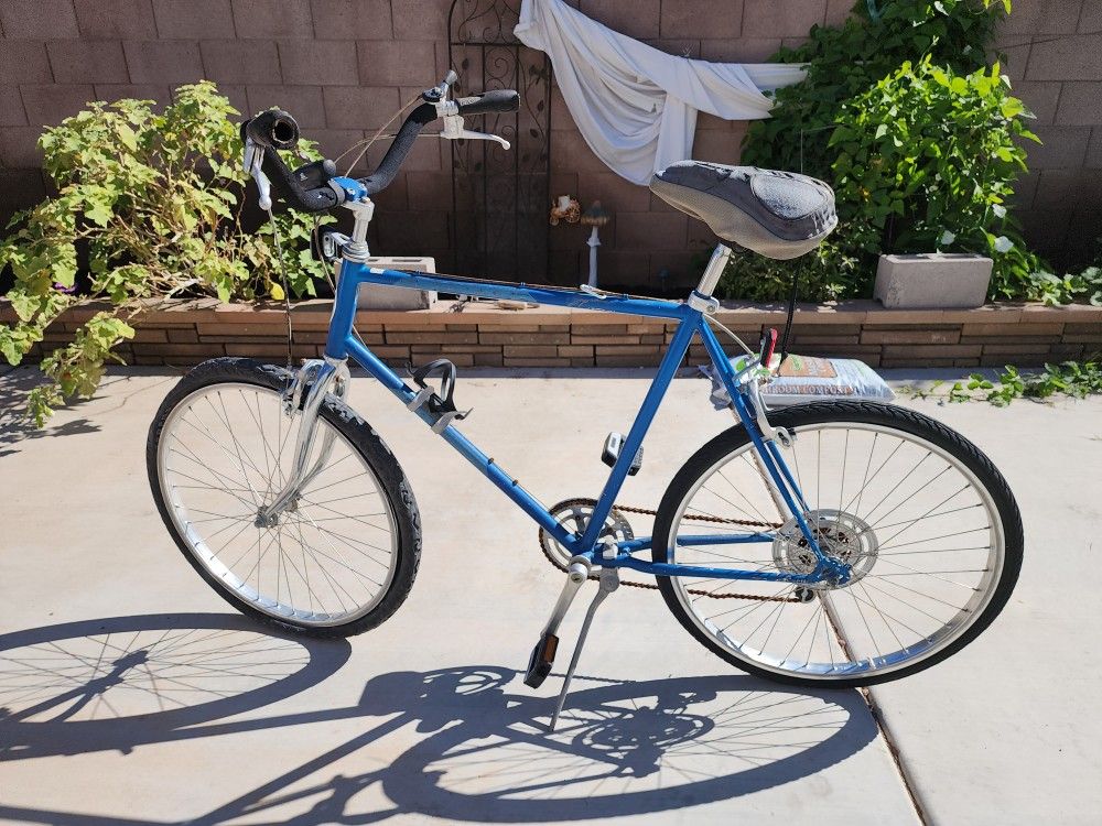 Schwin - 5 Speed Supreme Beach Cruiser