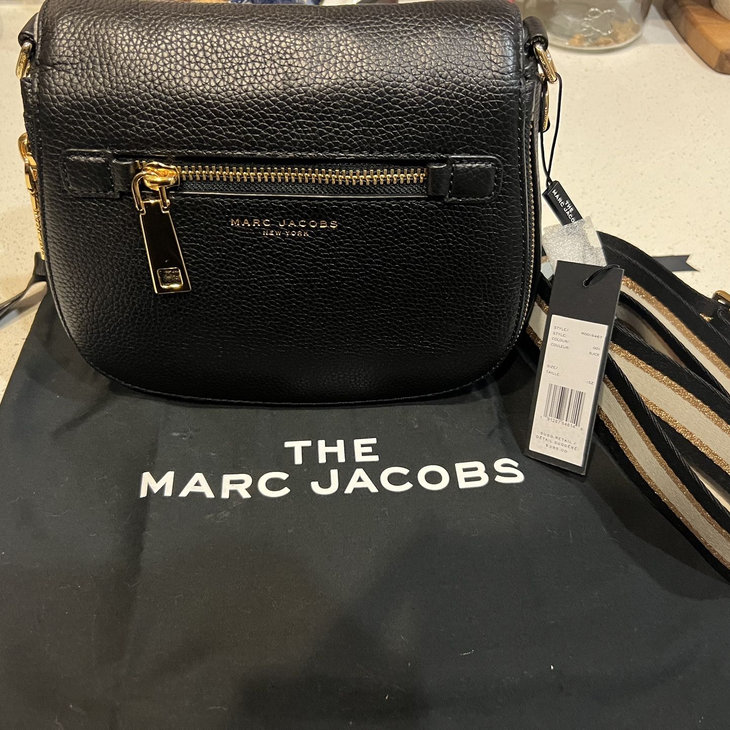 Marc Jacobs Black Purse for Sale in Aliso Viejo, CA - OfferUp