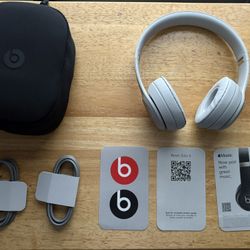Beats Solo 4 Headphone Brand New
