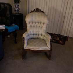 Antique Rocking Chair 