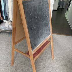 Kids Easel Stand