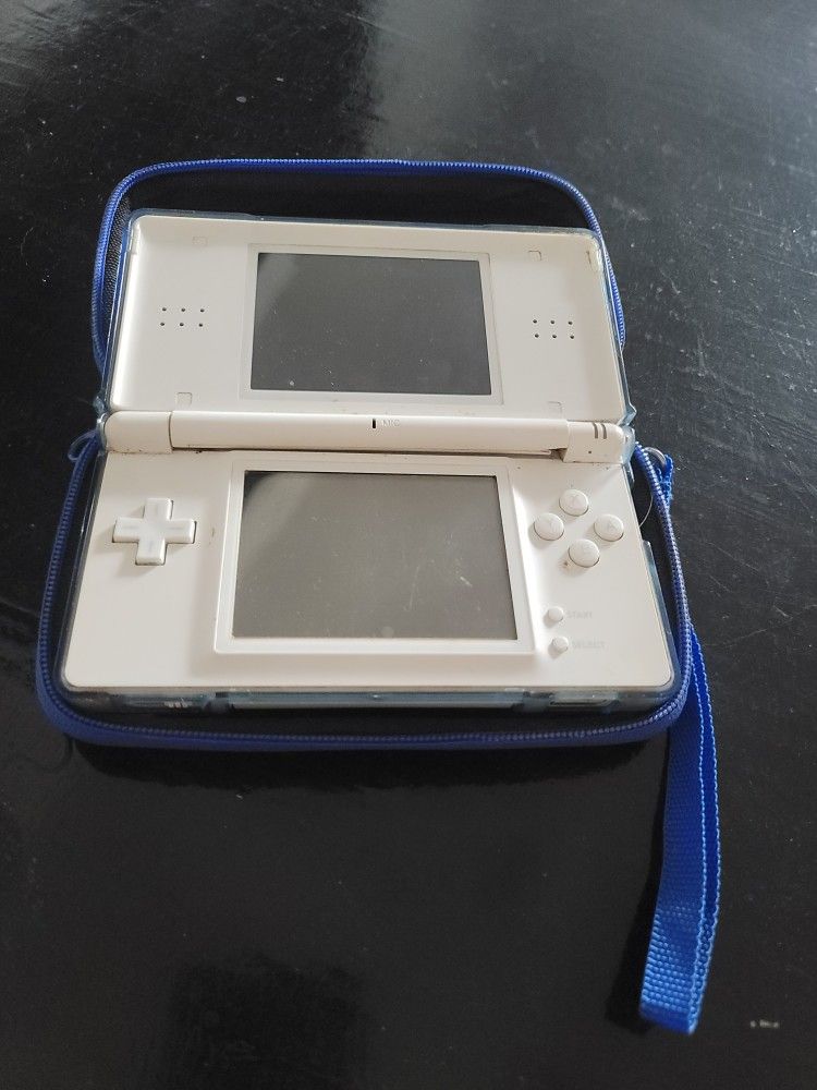 Nintendo DS Lite