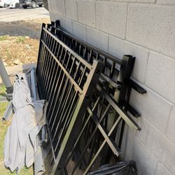 Iron Fence (6 of them 6*4) delivery available