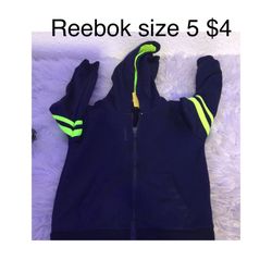Sweater Great Condition For Boys Size 5 ❤️❤️❤️firm price 