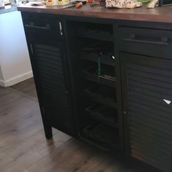 Wine Cabinet 