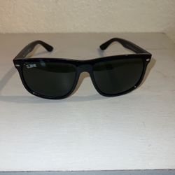 Ray Ban P