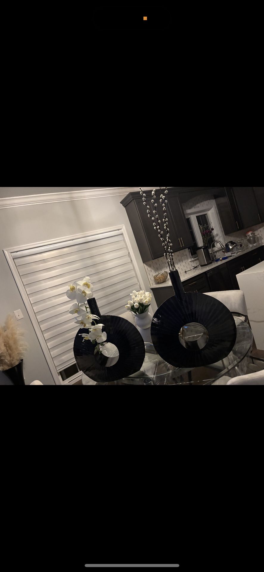 2 Round Vases