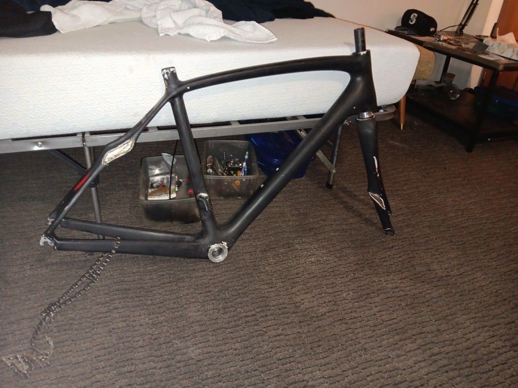 Specialized Full carbon Frame And Forks