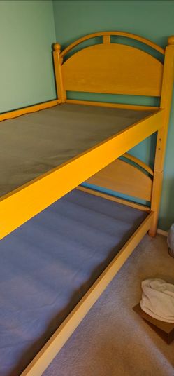 Ethan Allen maple bunk beds
