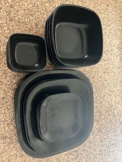 Black Square Dinnerware Set