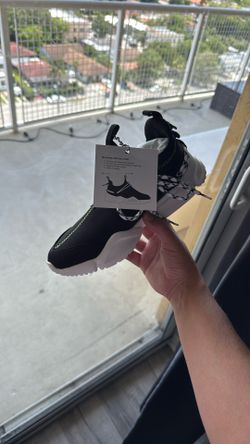 John Geiger Low Size 5 (women’s 7)