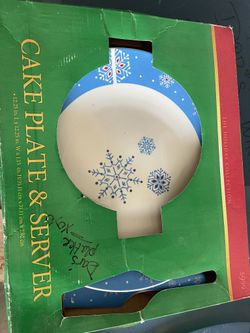 Snowflake Cake Plate and Server