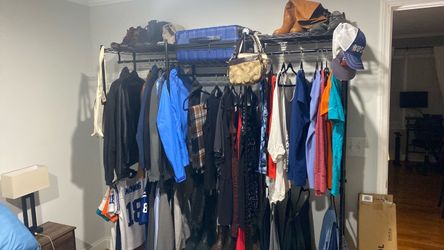 Metal closet