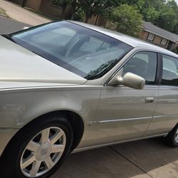 Cadillac DTS