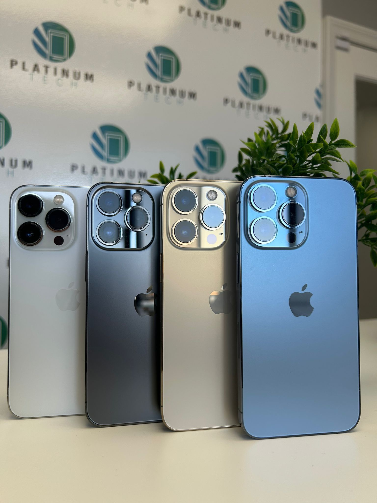 iPhone 13 Pro Unlocked 128Gb Like New With Warranty 