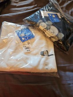 KAWS/Uniqlo Kids Sweatshirts
