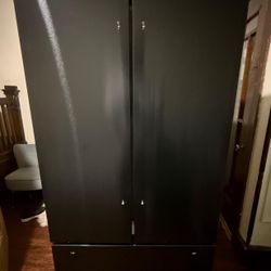 Brand New Refrigerator/ Nevera Nueva Sin Usar